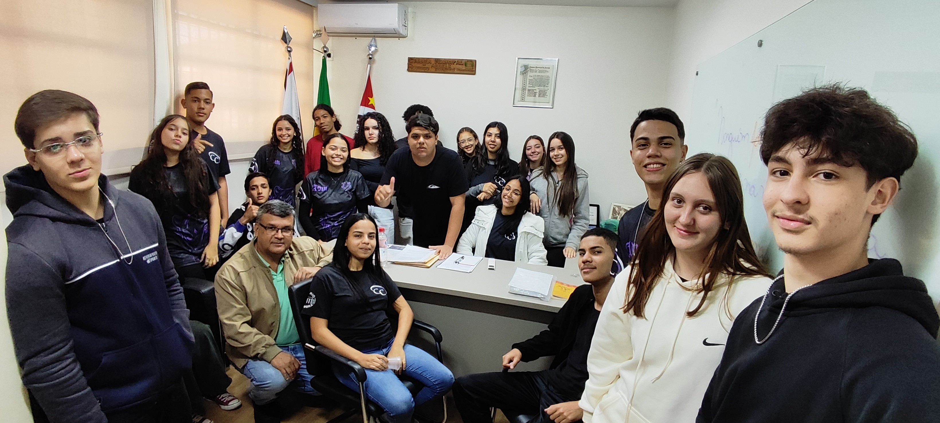 Visualize fotos 16/06/2025 Câmara Cidadã com a Escola "Cesário Coimbra"