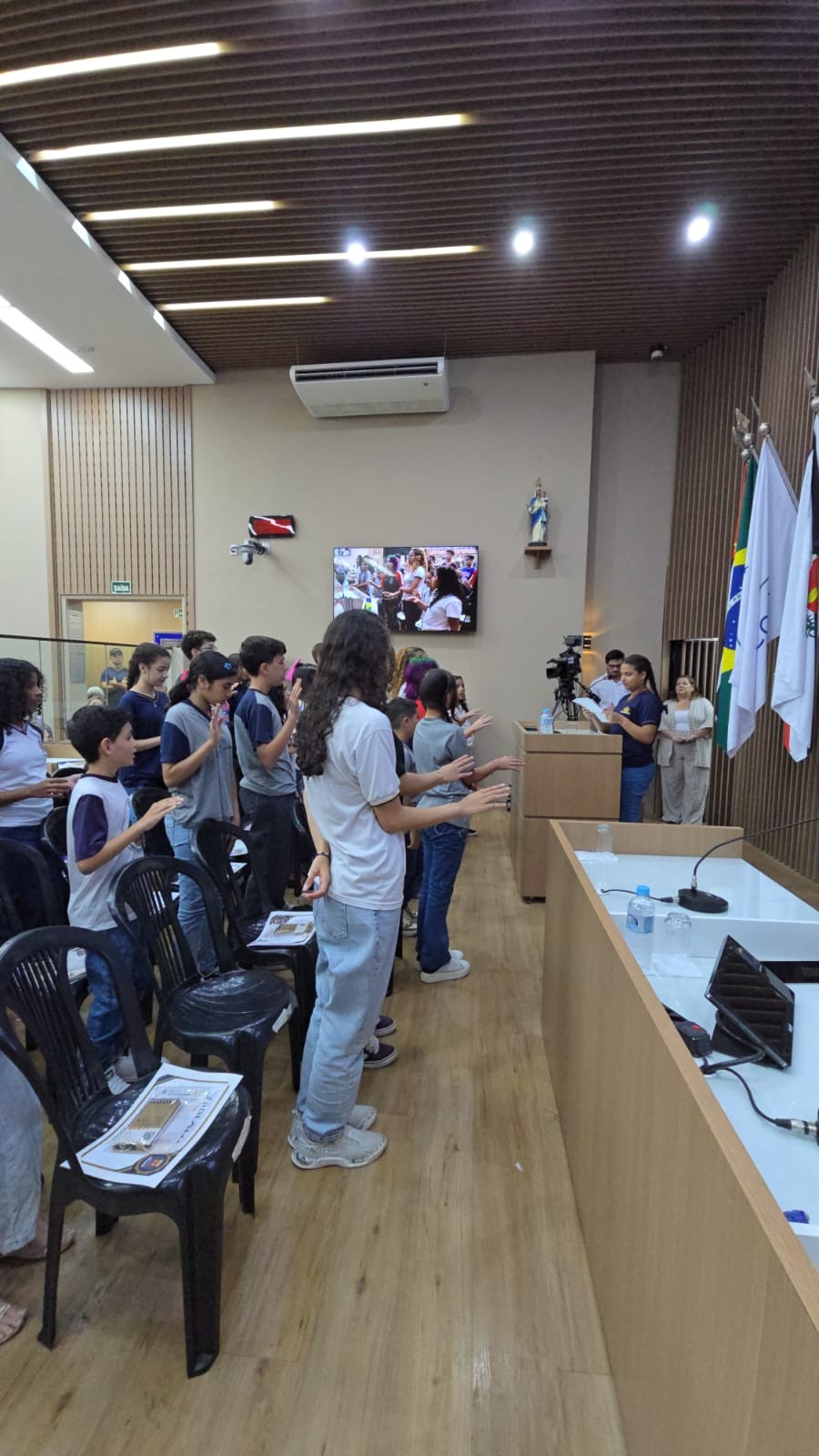 Visualize fotos 09/04/2026 Sessão Solene de Posse das Câmaras Jovem e Mirim